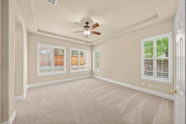 6384 Park Village St, Sacramento, CA 95822