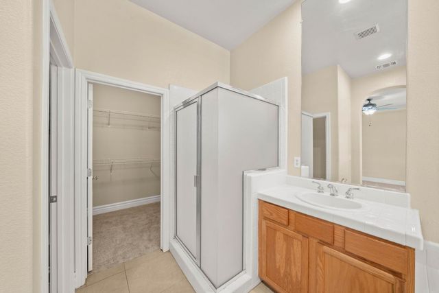 6384 Park Village St, Sacramento, CA 95822