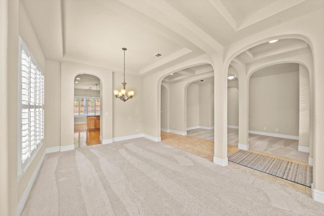6384 Park Village St, Sacramento, CA 95822