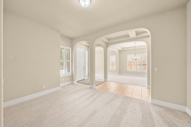 6384 Park Village St, Sacramento, CA 95822