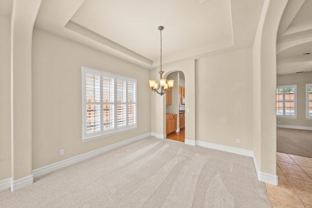 6384 Park Village St, Sacramento, CA 95822