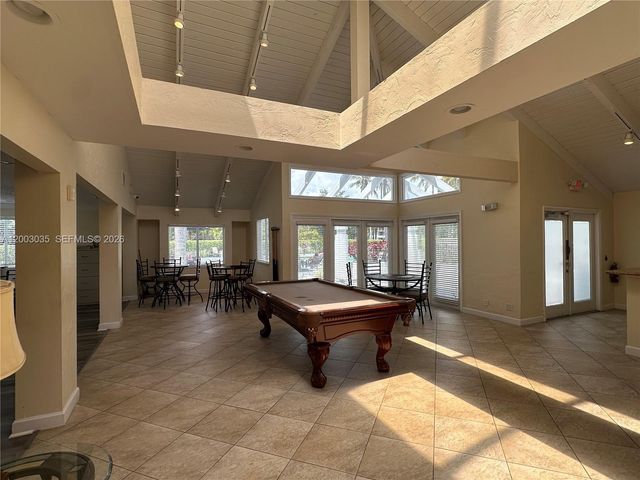 731 Lyons Road 16203, Coconut Creek, FL 33063