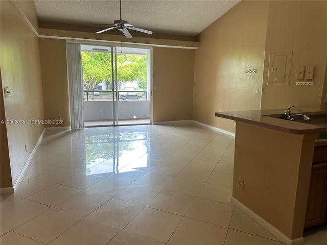 731 Lyons Road 16203, Coconut Creek, FL 33063