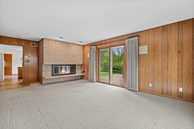 10309 Sherman ROAD, Cedarburg, WI 53012