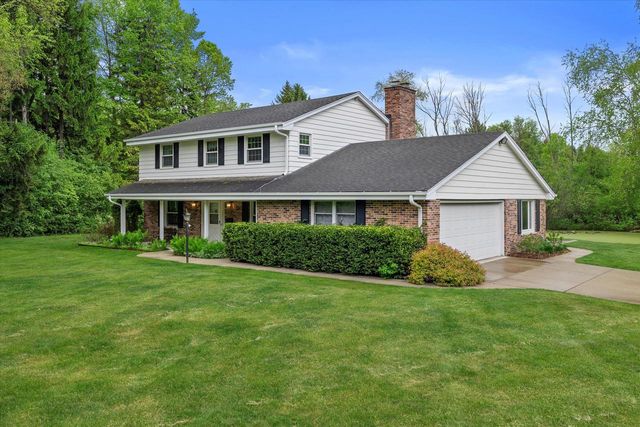 10309 Sherman ROAD, Cedarburg, WI 53012