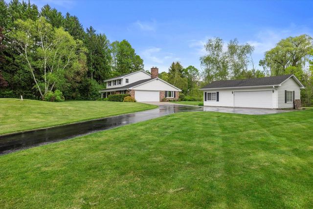 10309 Sherman ROAD, Cedarburg, WI 53012