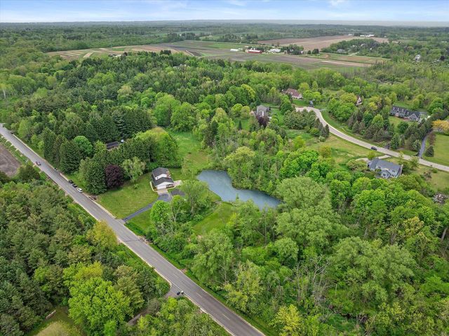 10309 Sherman ROAD, Cedarburg, WI 53012