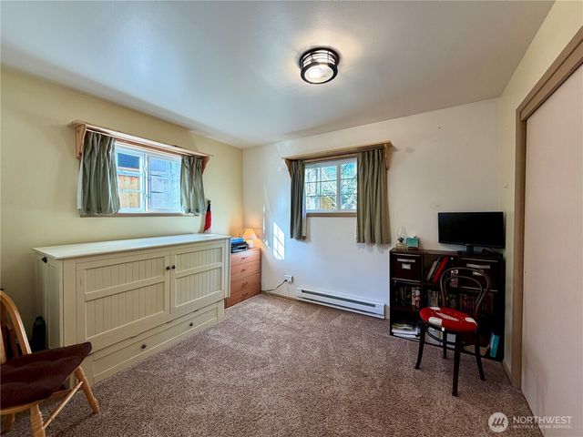 209 S Oar Loop SW, Ocean Shores, WA 98569