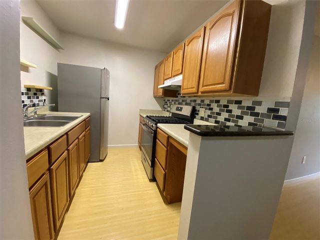1700 SW 16TH COURT P28, Gainesville, FL 32608