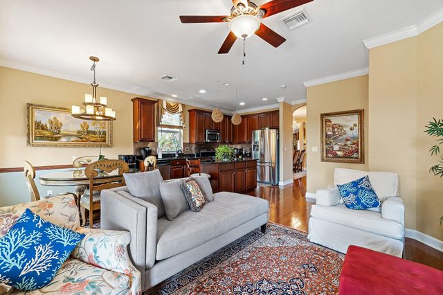 6024 SE Crooked Oak Avenue, Hobe Sound, FL 33455