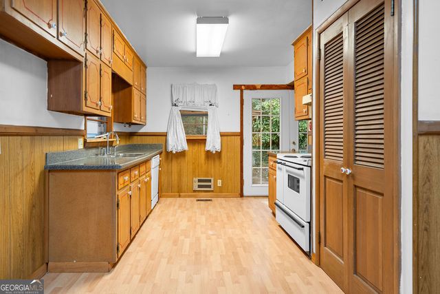 130 Club Drive, Stockbridge, GA 30281