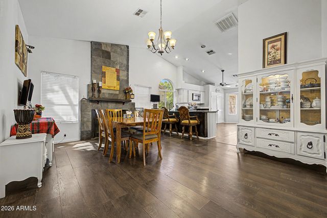 3870 W ALAMEDA Road, Glendale, AZ 85310