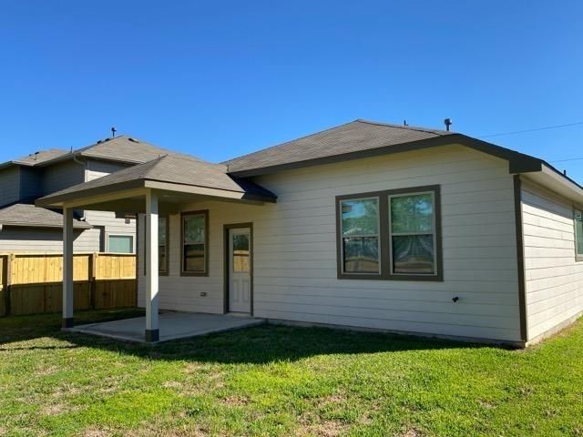 236 County Road 5102f, Cleveland, TX 77327