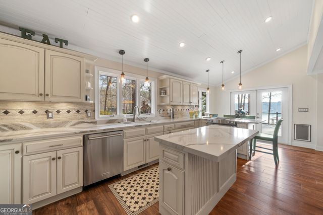 259 Old Plantation Trail NW, Milledgeville, GA 31061