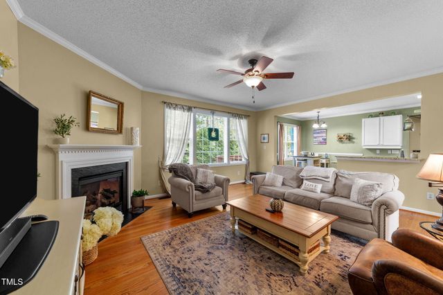 2424 Deermist Way, Fuquay Varina, NC 27526