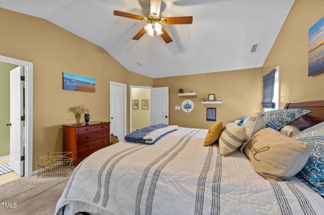 2424 Deermist Way, Fuquay Varina, NC 27526