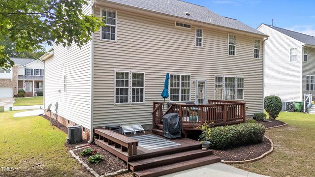 2424 Deermist Way, Fuquay Varina, NC 27526