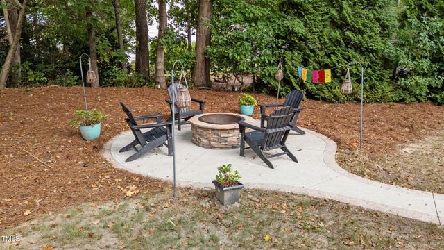 2424 Deermist Way, Fuquay Varina, NC 27526