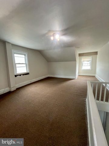 221 WOODLAWN AVE, Trenton, NJ 08609