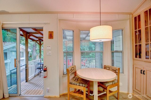 180 Big River Boulevard E, Deming, WA 98244