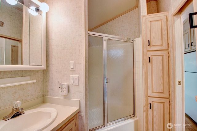 180 Big River Boulevard E, Deming, WA 98244