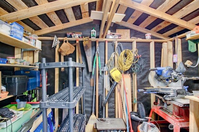 180 Big River Boulevard E, Deming, WA 98244