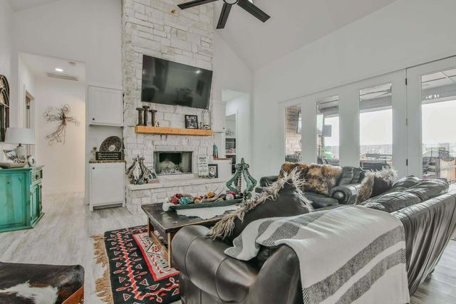 19210 County Road 2240, Lubbock, TX 79423