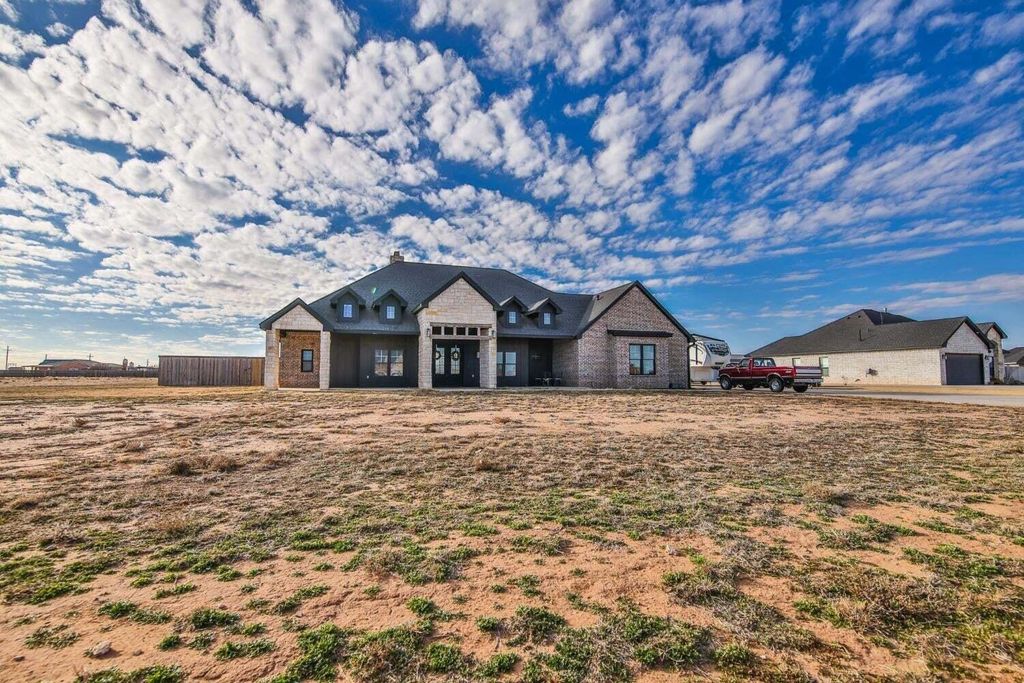 19210 County Road 2240, Lubbock, TX 79423