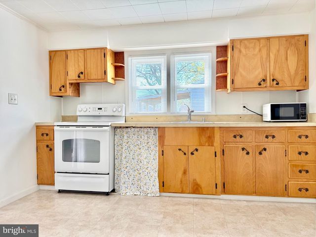 557 COMPASS ROAD, Middle River, MD 21220