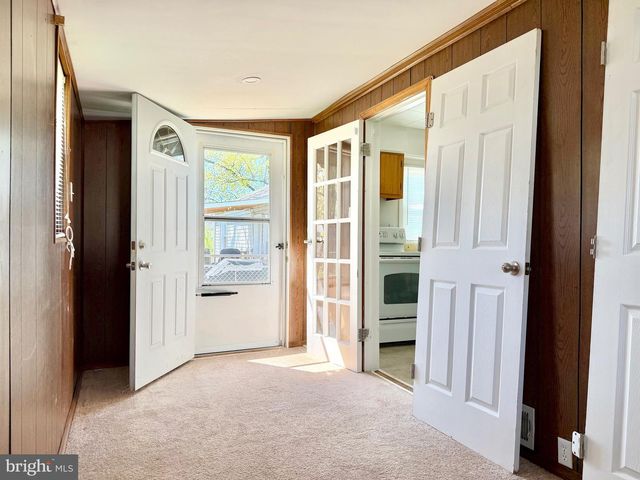 557 COMPASS ROAD, Middle River, MD 21220