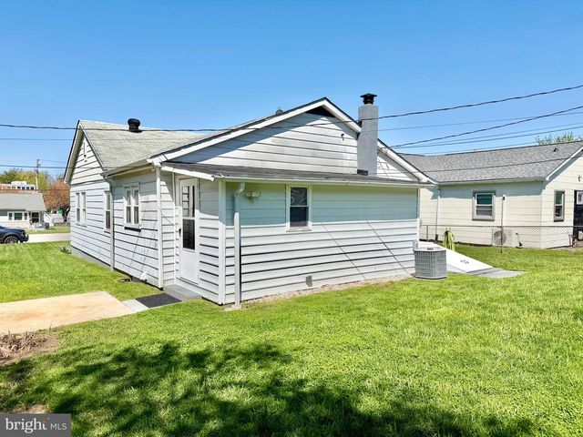 557 COMPASS ROAD, Middle River, MD 21220