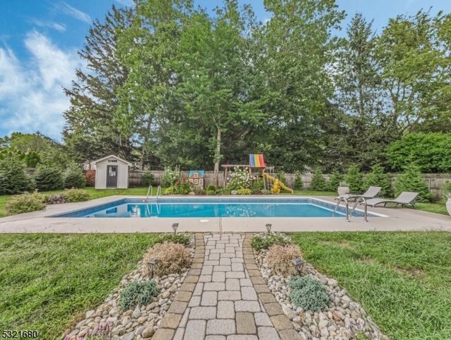 202 Andover Dr, Wayne Twp., NJ 07470