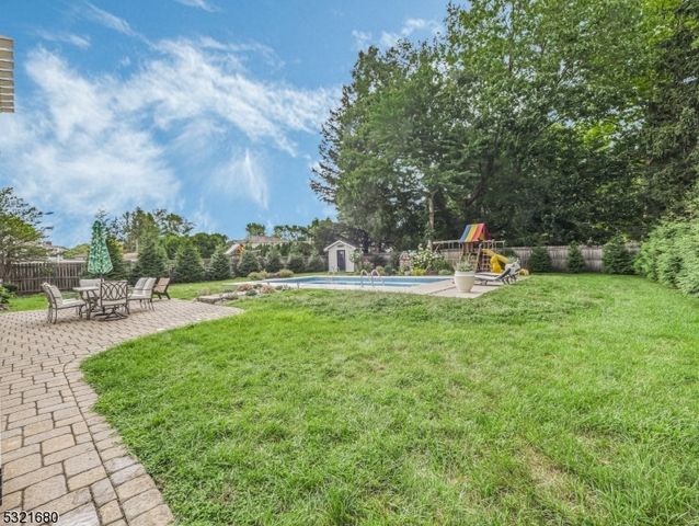202 Andover Dr, Wayne Twp., NJ 07470