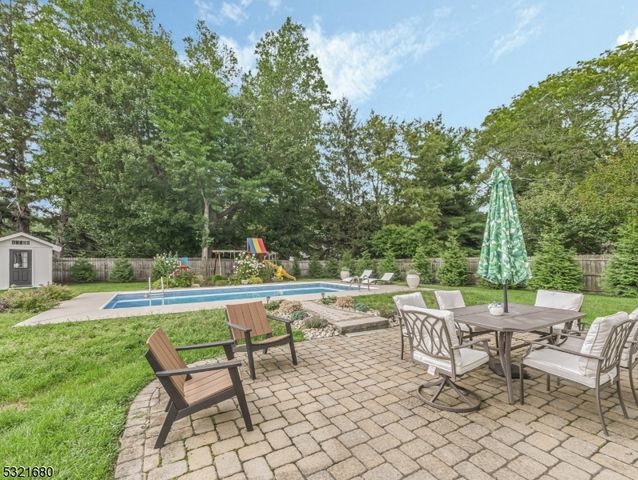 202 Andover Dr, Wayne Twp., NJ 07470