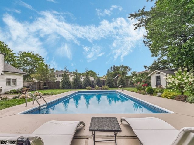 202 Andover Dr, Wayne Twp., NJ 07470