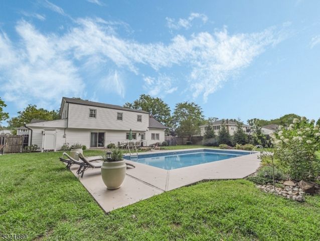 202 Andover Dr, Wayne Twp., NJ 07470