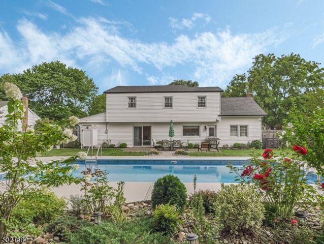 202 Andover Dr, Wayne Twp., NJ 07470