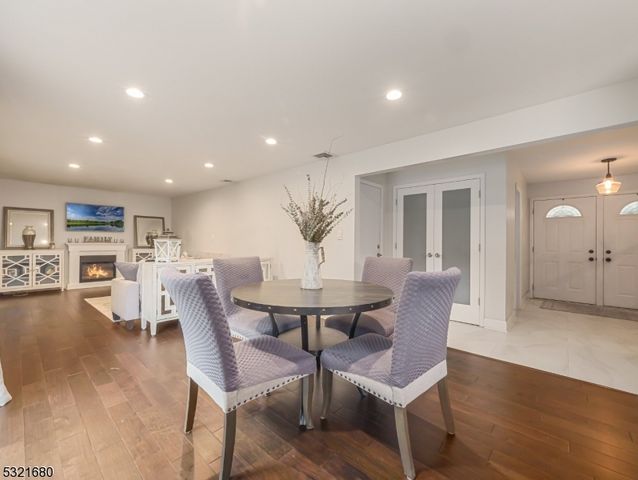 202 Andover Dr, Wayne Twp., NJ 07470