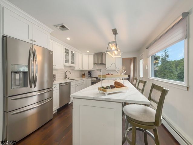 202 Andover Dr, Wayne Twp., NJ 07470