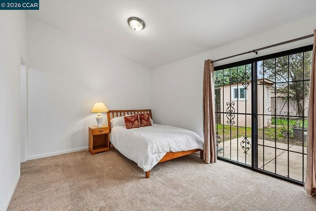 8314 New York Dr, Stockton, CA 95210