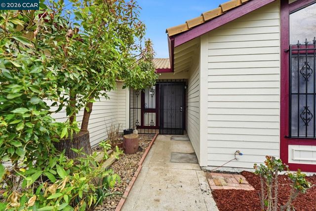 8314 New York Dr, Stockton, CA 95210