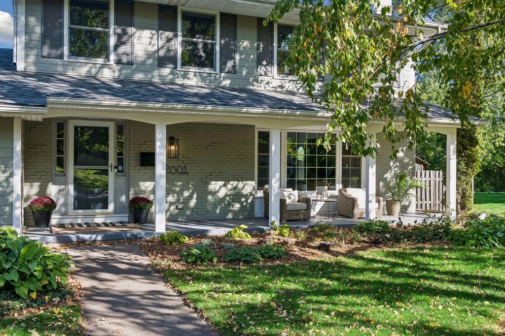2001 Westwood Hills Drive, Saint Louis Park, MN 55426 — photo 3