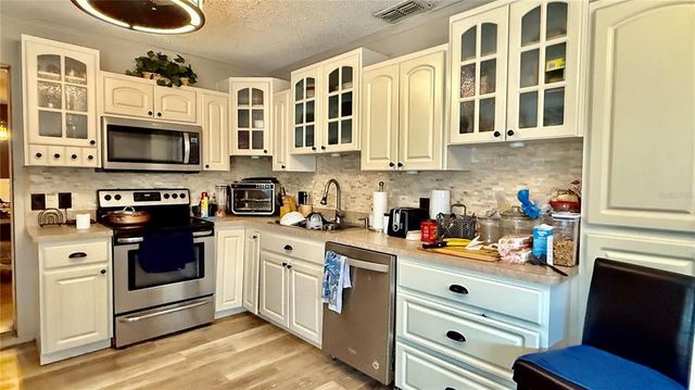 7012 PIN CHERRY LANE, Port Richey, FL 34668