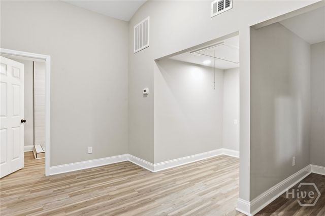 405 N Baldwin Cir, Savannah, GA 31405