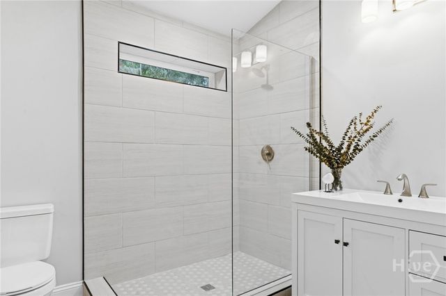 405 N Baldwin Cir, Savannah, GA 31405