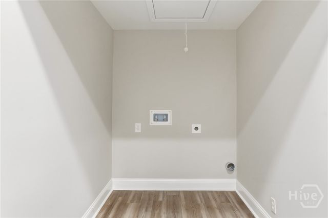405 N Baldwin Cir, Savannah, GA 31405