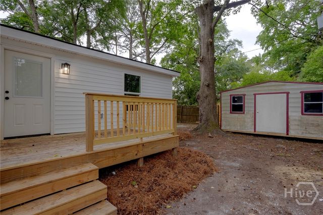 405 N Baldwin Cir, Savannah, GA 31405