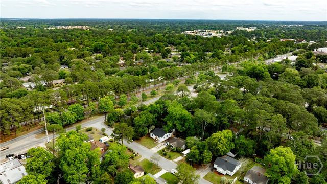 405 N Baldwin Cir, Savannah, GA 31405