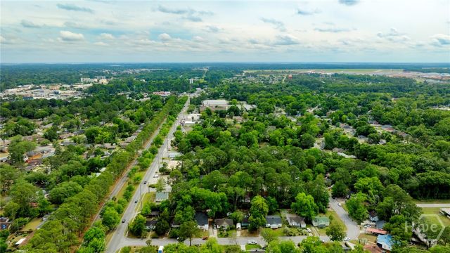405 N Baldwin Cir, Savannah, GA 31405