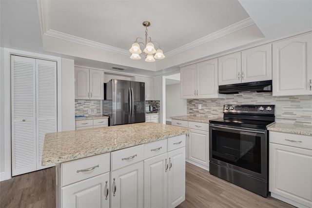 10904 AUTUMN OAK PLACE, Tampa, FL 33618